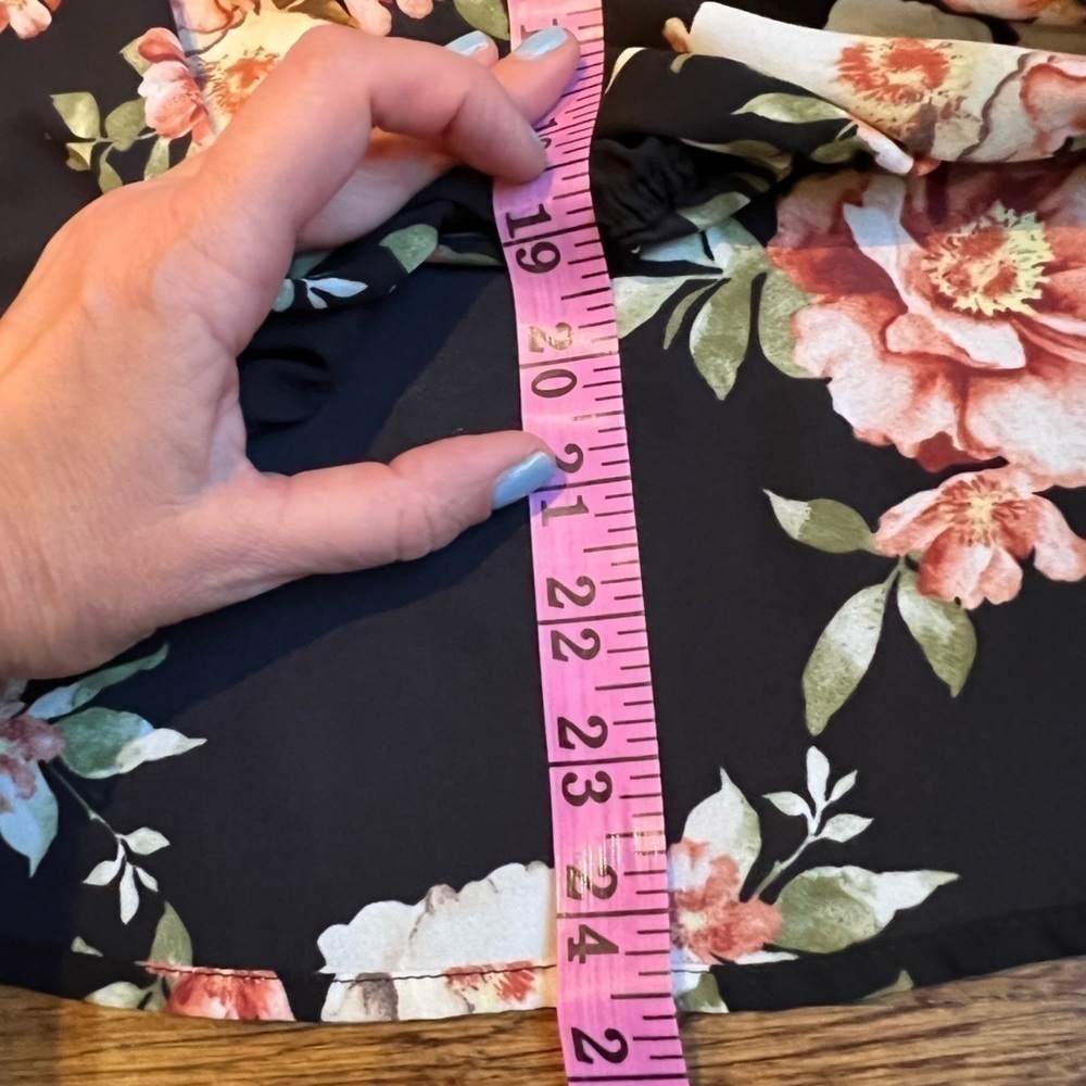Likely Sophia black floral mimi top Revolve size small - Picture 12 of 14